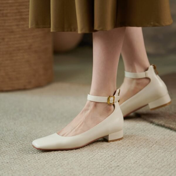 Chiko Custodia Square Toe Block Heels Pumps