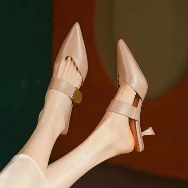 CHIKO Aguas Pointy Toe Kitten Heels Clogs/Mules Shoes