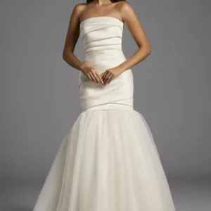 White by Vera Wang Tulle Trumpet Wedding Dress