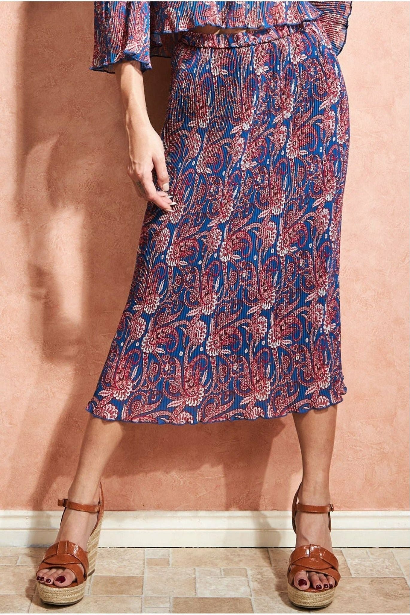 City Goddess Printed Shirred Midi Skirt – Blue